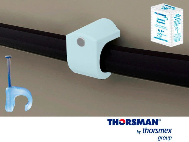 GRAPAS SUJETHOR THORSMAN 3102-00100 TC 5-7 CAJA /100PZAS COLOR NATURAL, IDEAL PARA CABLE DE ARMA CALIBRE 8 -10 , CLAVO GALVANIZADO, GRAPA DE POLIETILENO, RESISTENTE AL IMPACTO, CORROSIÓN, HUMEDAD Y CLIMAS EXTREMOS-Fijacion-THORSMAN-Bsai Seguridad & Controles
