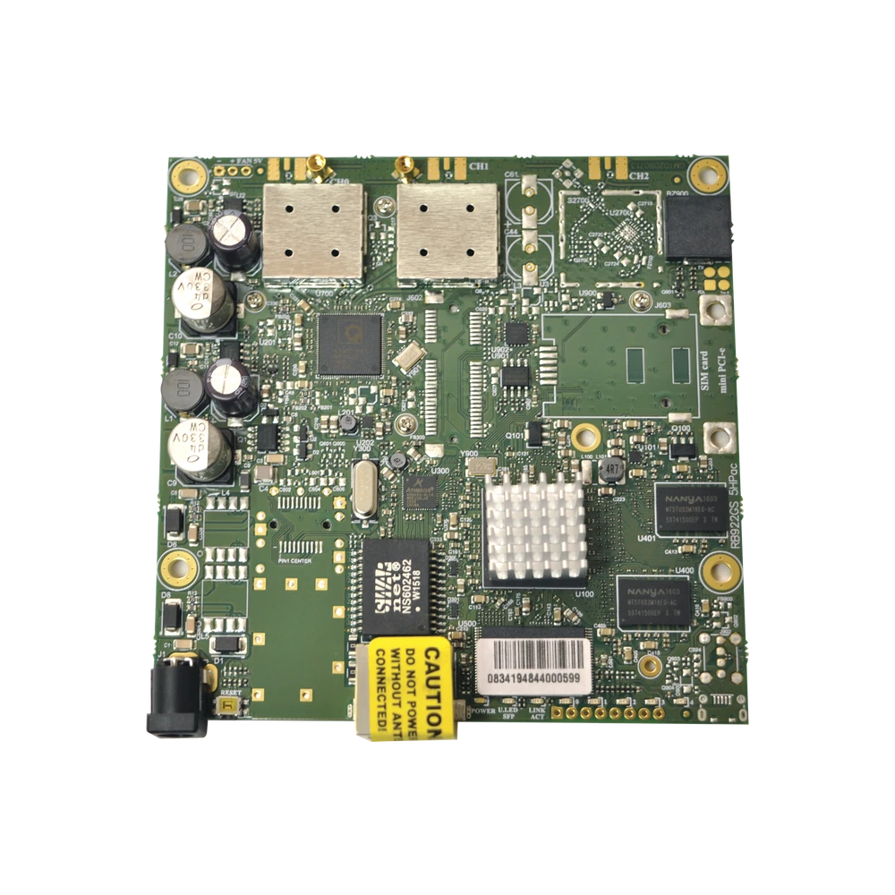 ROUTERBOARD INALÁMBRICO EN 5GHZ A/N/AC, 1 PUERTO GIGABIT, CPU 720MHZ, LICENCIA NIVEL 3 (SOLO CLIENTE)-Enlaces PtP y PtMP-MIKROTIK-Bsai Seguridad & Controles