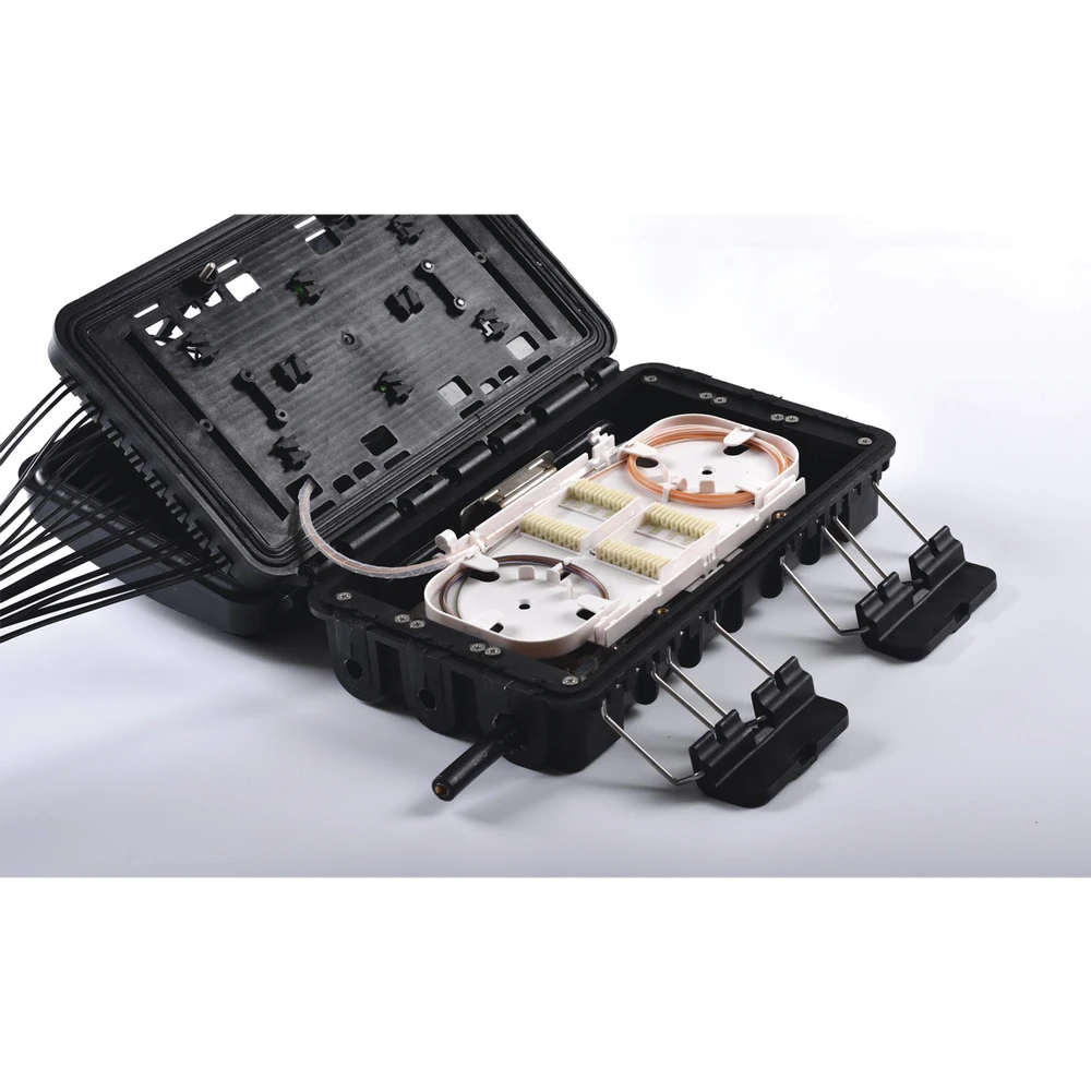 CAJA DE DISTRIBUCIÓN DE FIBRA ÓPTICA PARA 24 EMPALMES, CON 16 ACOPLADORES SC/APC SIMPLEX, EXTERIOR IP65, COLOR NEGRO-Redes FTTH/PON-FIBERHOME-Bsai Seguridad & Controles