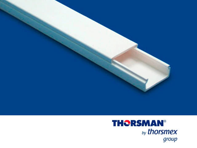 CANALETA THORSMAN TMK1020 SIN DIVISIÓN 5101-01260 PAQ. DE 25 PZA DE 10 MM ALTO X 20 MM DE ANCHO X 2.5 METRO DE LARGO, COLOR BLANCO, RESISTENCIA A LA HUMEDAD Y ATMÓSFERA CORROSIVA, MATERIAL AUTO-EXTINGUIBLE, RESISTENTE A LOS RAYOS UV, ALTA RIGIDEZ DIEL...-Canaletas-THORSMAN-Bsai Seguridad & Controles