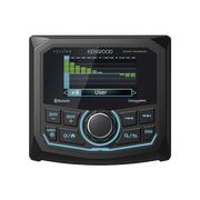 ESTÉREO MARINO SUMERGIBLE IP66, CON PANTALLA DE 2.7 PULGADAS, CONEXIÓN BLUETOOTH, ILUMINACIÓN MULTICOLOR VARIABLE, CON ENTRADA USB-Soluciones Marinas-JVC KENWOOD-Bsai Seguridad & Controles