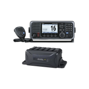 RADIO MÓVIL MARINO EN BANDA DE VHF, RX: 156.025-162.000, TX: 156.025-161.600 MHZ, CUMPLE CON GMDSS BAJO EL REQUERIMIENTO DE SOLAS, PANTALLA DE 4.3 PULGADAS. INCLUYE MICRÓFONO, KIT DE MONTAJE Y CONVERTIDOR DE 12VD