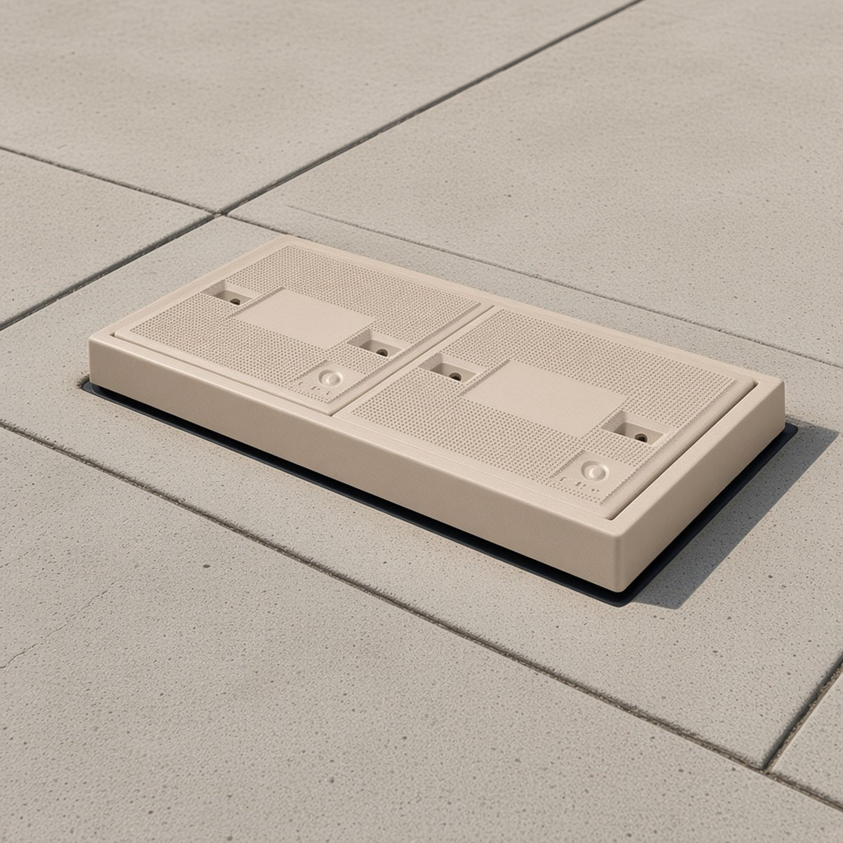 REGISTRO DE TELECOMUNICACIONES / 2.5 TONELADAS / CUERPO FIBRA DE VIDRIO / TAPA CONCRETO POLIMÉRICO / USO PEATONAL / 57X127 CM [LP-RL2TL] instalado