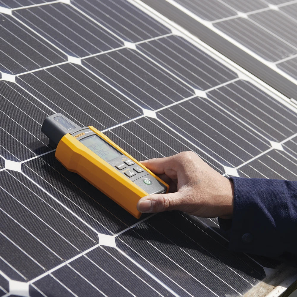 MEDIDOR DE RADIACIÓN SOLAR PARA INSTALACIÓN, MANTENIMIENTO Y GENERACIÓN DE INFORMES DE PANELES SOLARES O SISTEMAS FOTOVOLTAICOS, MEDIDA INSTANTÁNEA DE HASTA 1400 W/Mº²-Energía-FLUKE-Bsai Seguridad & Controles