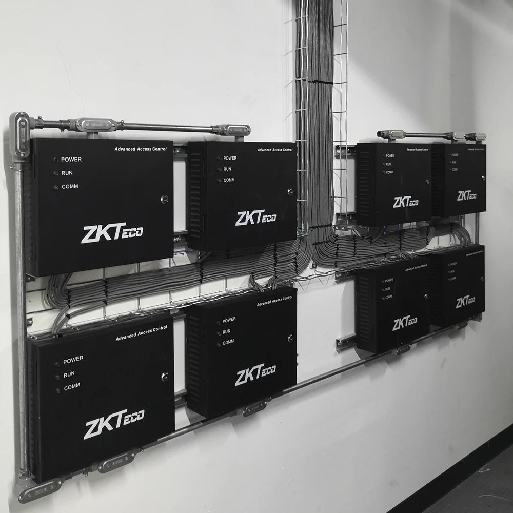 CONTROLADOR DE ACCESO / 1 PUERTA / FUNCION ADMS PUSH INCLUIDA / ALTA SEGURIDAD / 3 AÑOS DE GARANTÍA / BIOMETRÍA INTEGRADA / 20,000 HUELLAS / SOFTWARE DE INTEGRACIÓN ZKBIOSECURITY-Paneles de Control de Acceso-ZKTECO-Bsai Seguridad & Controles