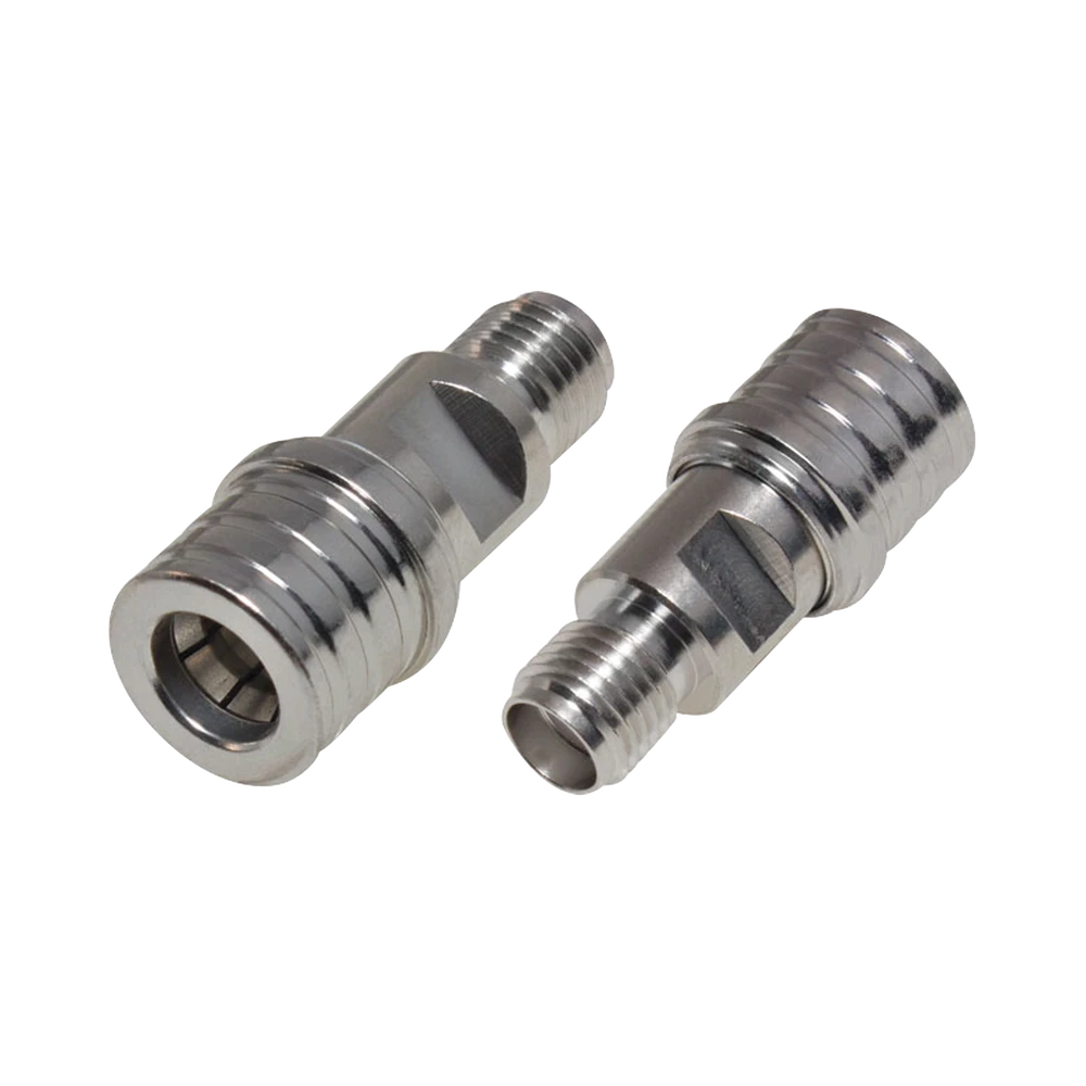 ADAPTADOR EN LÍNEA DE BAJO PIM, DE CONECTOR QMA (QUICK MATE) MACHO A SMA HEMBRA, BRONCE BLANCO/ ORO/ TEFLÓN.-Adaptadores-RF INDUSTRIES,LTD-Bsai Seguridad & Controles