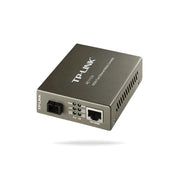 TP-LINK MC111CS - CONVERTIDOR FIBRA ÓPTICA WDM MONOMODO , 1 PUERTO RJ45 10/100 MBPS , 1 PUERTO SC/UPC 100 MBPS , HASTA 20 KM , PARA SU FUNCIONAMIENTO REQUIERE EL MODELO MC112CS , PLUG AND PLAY-Convertidor de Medios-TP-LINK-Bsai Seguridad & Controles