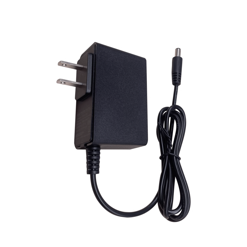 ADAPTADOR DE CORRIENTE DC / 5V 3A 15W / ENTRADA 100-240V AC / PROTECCIÓN SOBRE-CORRIENTE Y CORTOCIRCUITO / LED INDICADOR / PLUG 5.5MM X 2.1MM