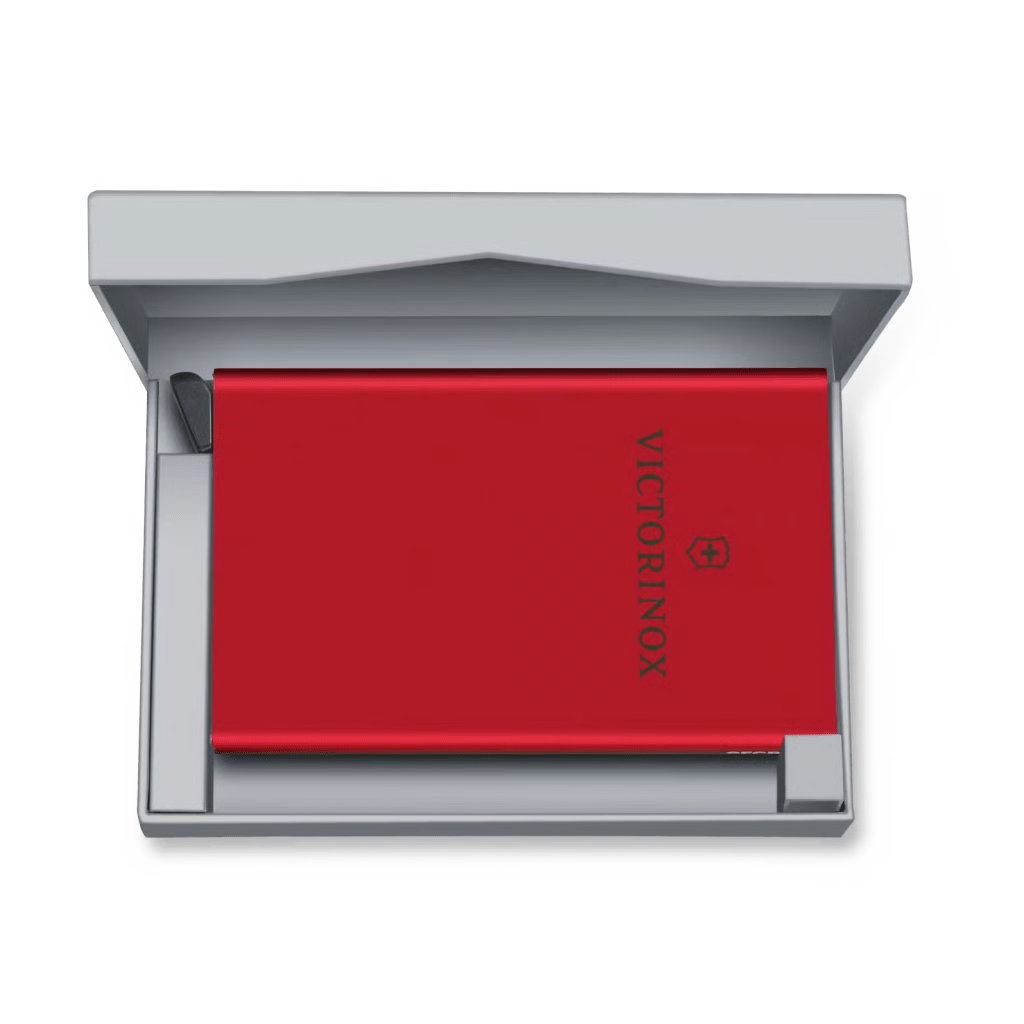 TARJETERO / ALMACENAMIENTO SEGURO 4-6 TARJETAS / ALUMINIO DURADERO / PROTECCIÓN RFID / SISTEMA DESLIZAMIENTO PATENTADO / COLOR ROJO.