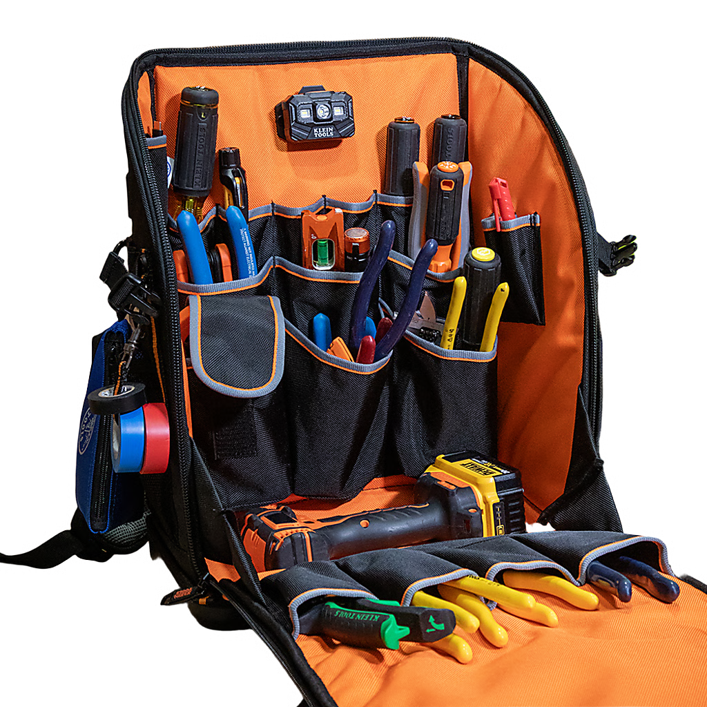 MOCHILA PROFESIONAL PARA HERRAMIENTAS / 27 BOLSILLOS / ACCESO RÁPIDO Y ESTACIÓN DE TRABAJO / BASE MOLDEADA ANCHA / INTERIOR NARANJA / USB-C / SOPORTE PARA LÁMPARA