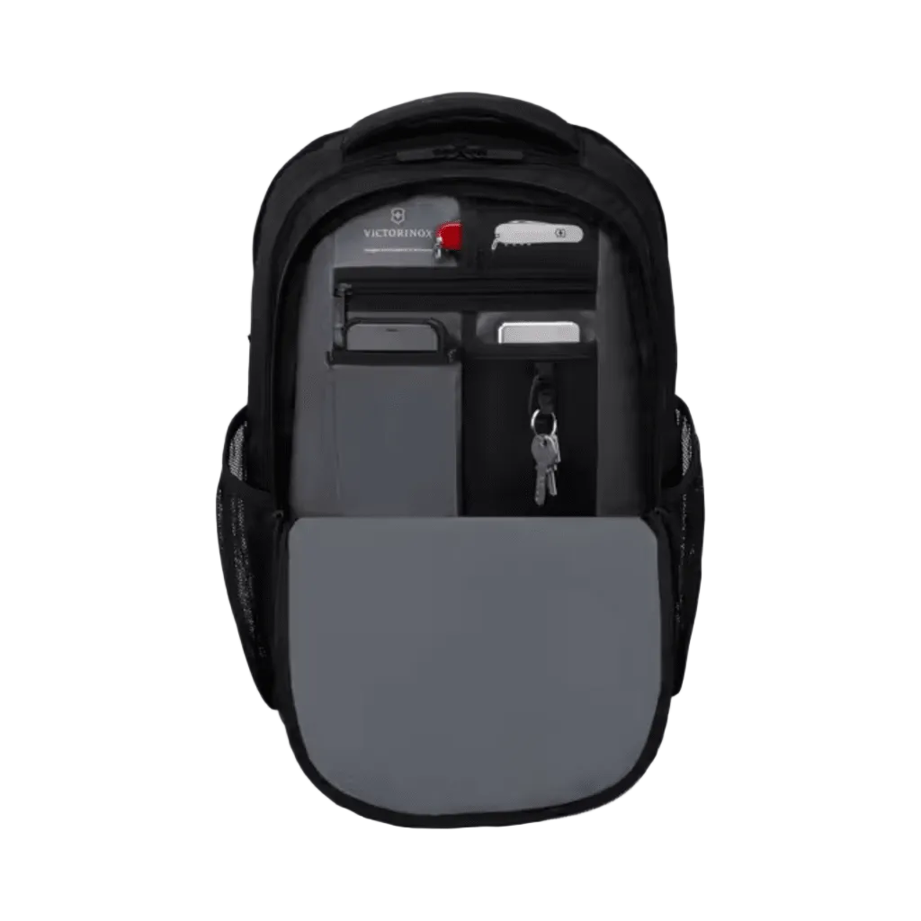 MOCHILA VX SPORT EVO DAYPACK / FABRICADA EN POLIÉSTER NEGRO/ DAYPACK-Ferreteria-VICTORINOX-Bsai Seguridad & Controles