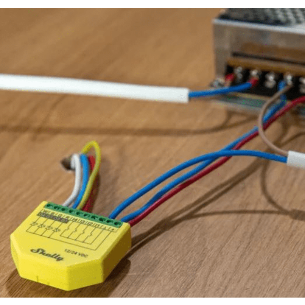CONTROLADOR INTELIGENTE INALÁMBRICO WIFI PARA TIRAS LED RGB, RGBW/ NUBE P2P / MEDICIÓN DE CONSUMO/ SOPORTA GOOGLE Y ALEXA / 12A-Iluminación-SHELLY-Bsai Seguridad & Controles