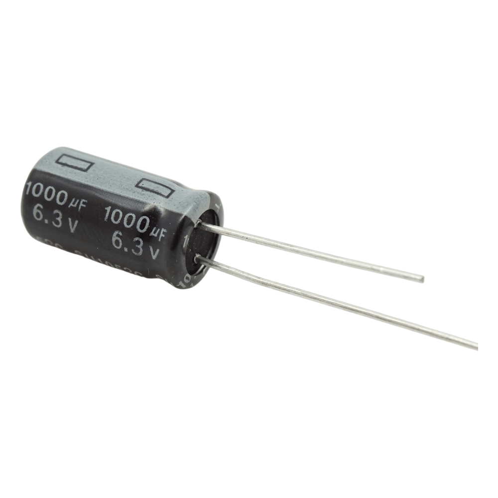 SYSCOM 1000MF06.3V - CAPACITOR ELECTROLÍTICO / 1000 ΜF / 6.3 V / DISEÑO COMPACTO / CIRCUITOS ESTÁNDAR