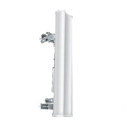 ANTENA SECTORIAL PARA RADIO ESTACIONES BASE AIRMAX DE 90 GRADOS DE COBERTURA HORIZONTAL, 5 GHZ (4.90-5.85 GHZ) DE 17 DBI-Antenas-UBIQUITI-Bsai Seguridad & Controles