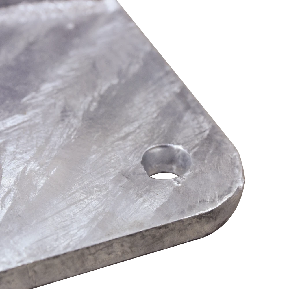 BASE PARA MÁSTIL HASTA 2" CON OPRESORES, BASE DE 30 X 30 CM Y TUBO DE 50 CM CED. 30. GALV. INMERSIÓN-Accesorios para Torres Arriostradas-SYSCOM TOWERS-Bsai Seguridad & Controles