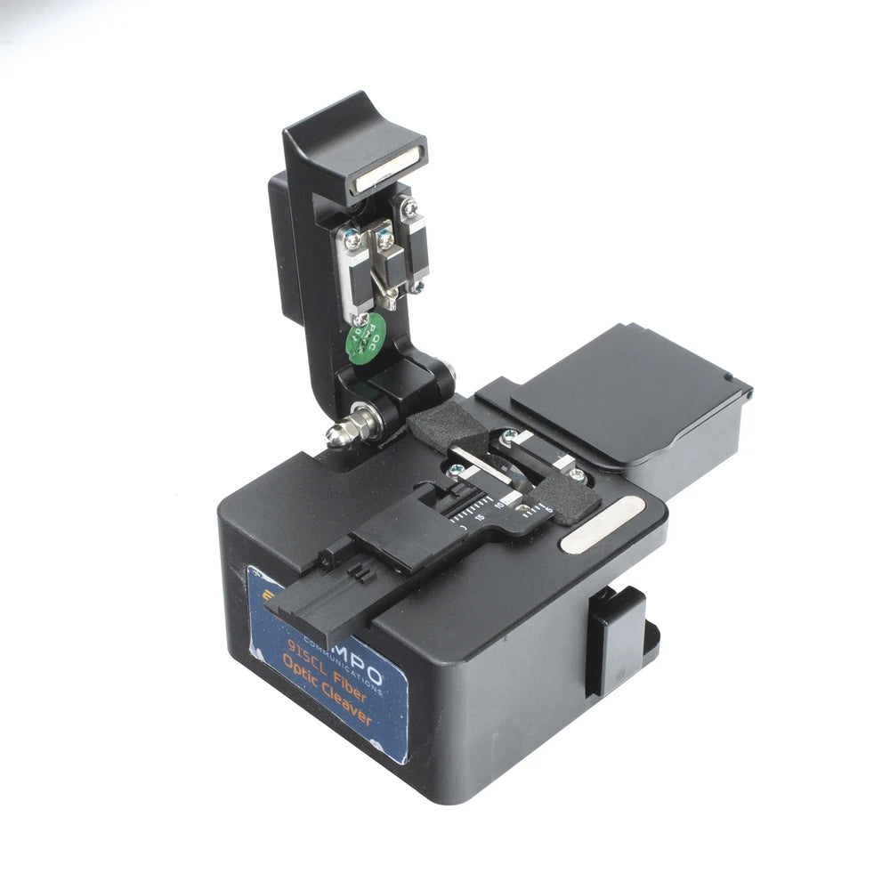 FUSIONADORA DE FIBRA ÓPTICA DE ALINEACIÓN ACTIVA POR REVESTIMIENTO CON 4 MOTORES CON PERDIDA TÍPICA (SM); 0.02 DB (MM); 0.04 DB) CON PANTALLA TOUCH-Herramientas-TEMPO-Bsai Seguridad & Controles