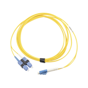 JUMPER DE FIBRA OPTICA MONOMODO (OS2), XGLO, LC/UPC-SC/UPC DUPLEX, OFNR, COLOR AMARILLO, 5 METROS-Jumpers y Pigtails-SIEMON-Bsai Seguridad & Controles