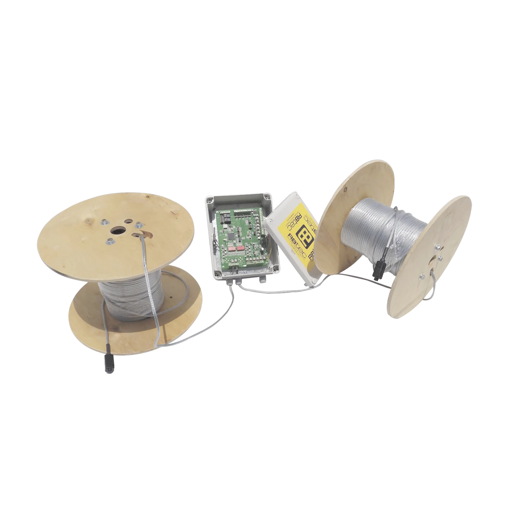 KIT DE CABLE SENSOR PERIMETRAL PARA CERCAS IRONCLAD/ 305 METROS / 2 ZONAS; 152 METROS POR ZONA / SIN FALSAS ALARMAS POR VIENTO / TODO INCLUIDO-Proteccion Perimetral-RBTEC-Bsai Seguridad & Controles