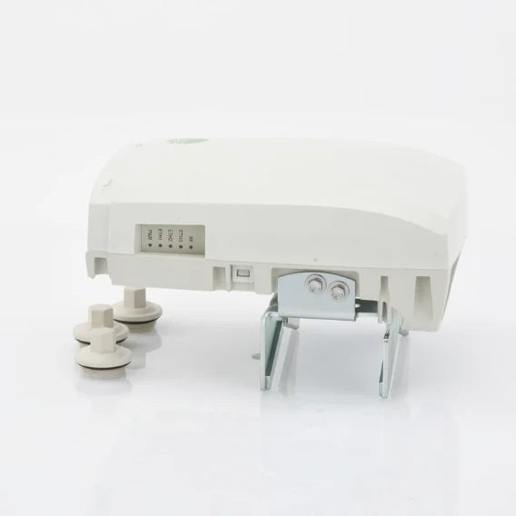 UNIDAD TERMINAL MULTIHAUL? TU, 90°, 100 MBPS ACTUALIZABLES A 1000MBPS, 3 PUERTOS RJ-45 (SALIDA POE HABILIDATA EN 2 PUERTOS), MONTAJE E INYECTOR POE INCLUIDOS, IP65, COLOR BLANCO-Enlaces PtP y PtMP-SIKLU-Bsai Seguridad & Controles